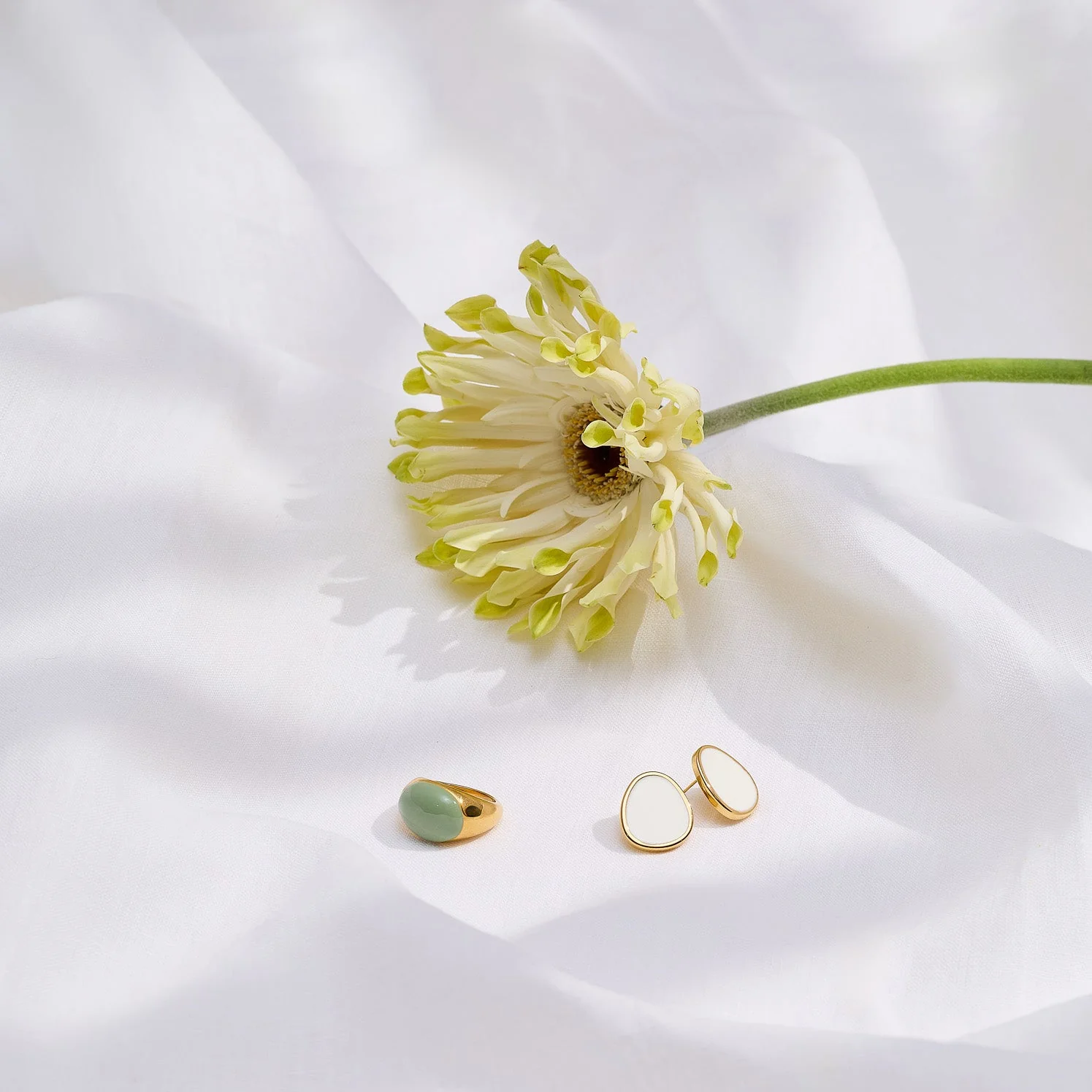 Boucles d'Oreilles Les Délicieuses Blanches - Image 3
